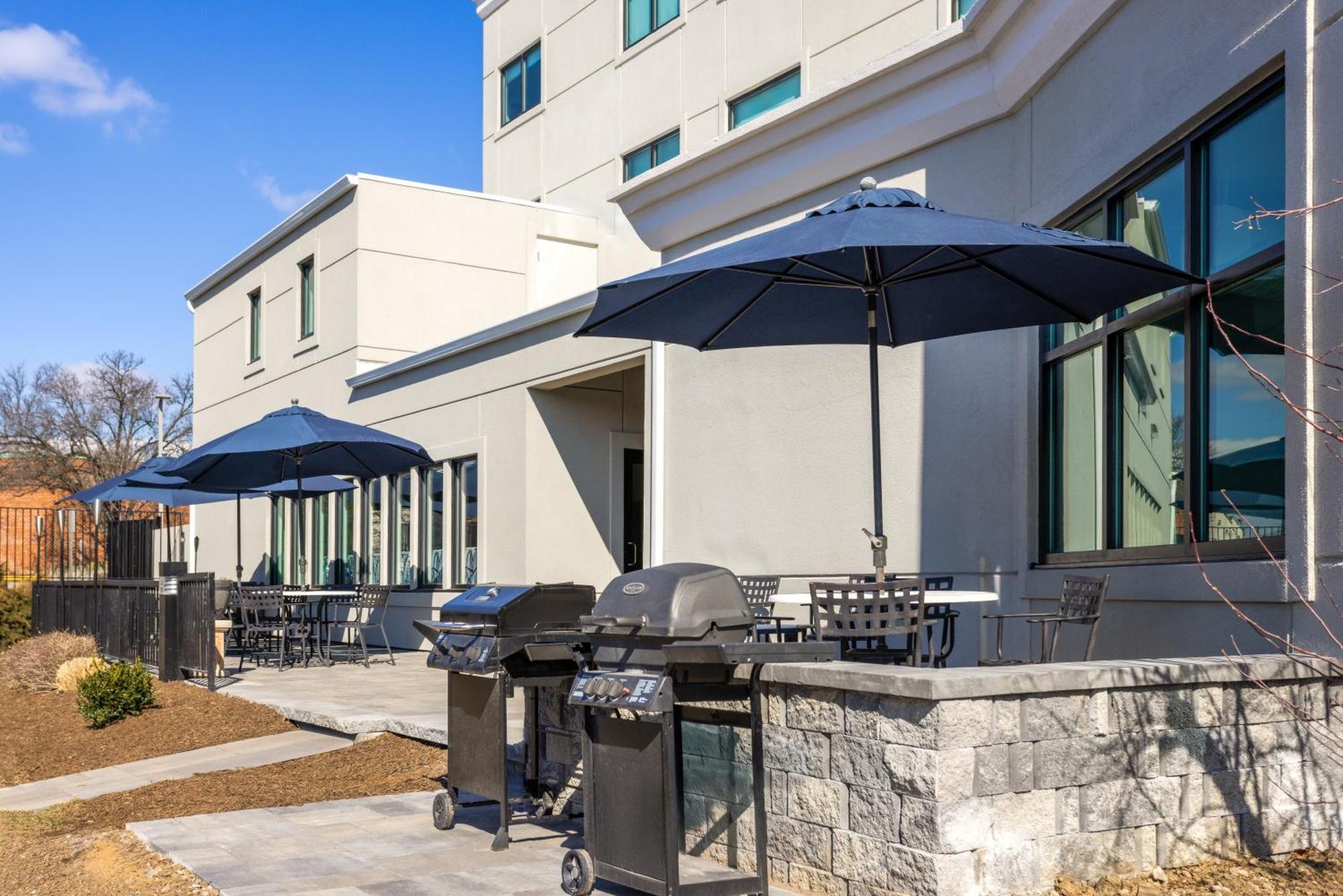 Holiday Inn Express & Suites Leesburg - Historic District By Ihg Bagian luar foto