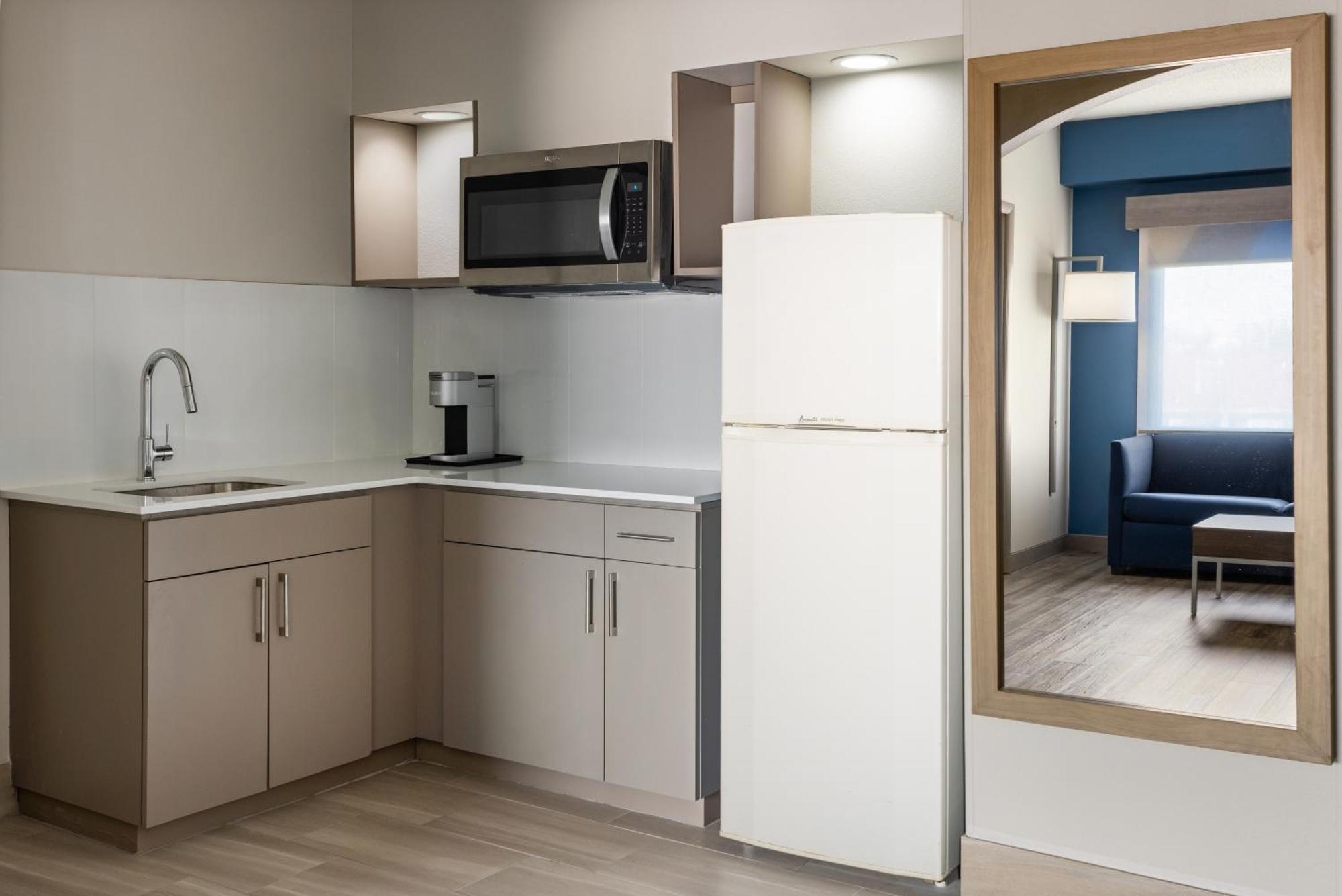 Holiday Inn Express & Suites Leesburg - Historic District By Ihg Bagian luar foto