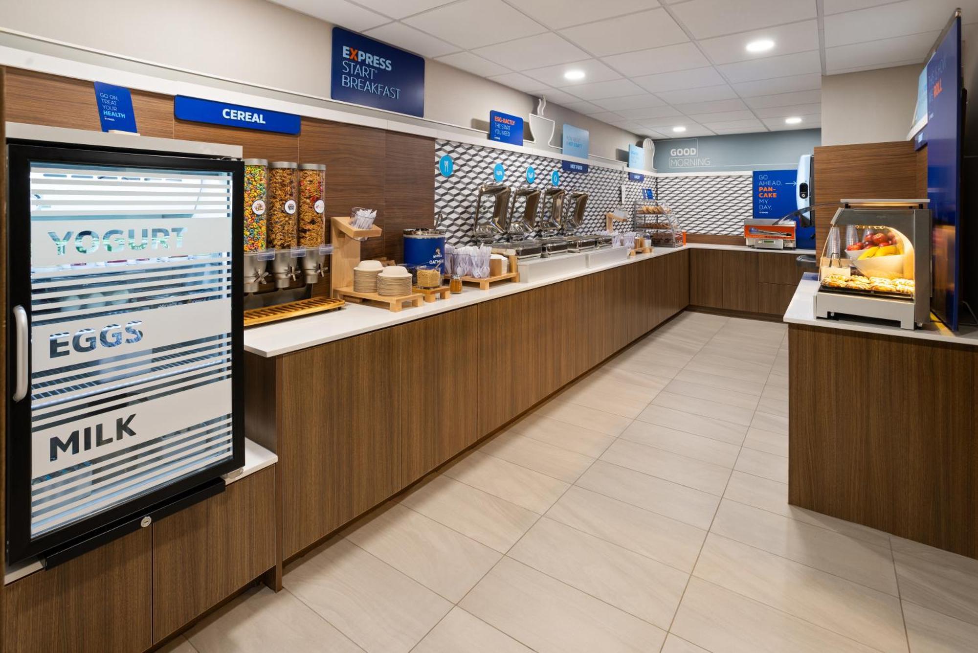 Holiday Inn Express & Suites Leesburg - Historic District By Ihg Bagian luar foto