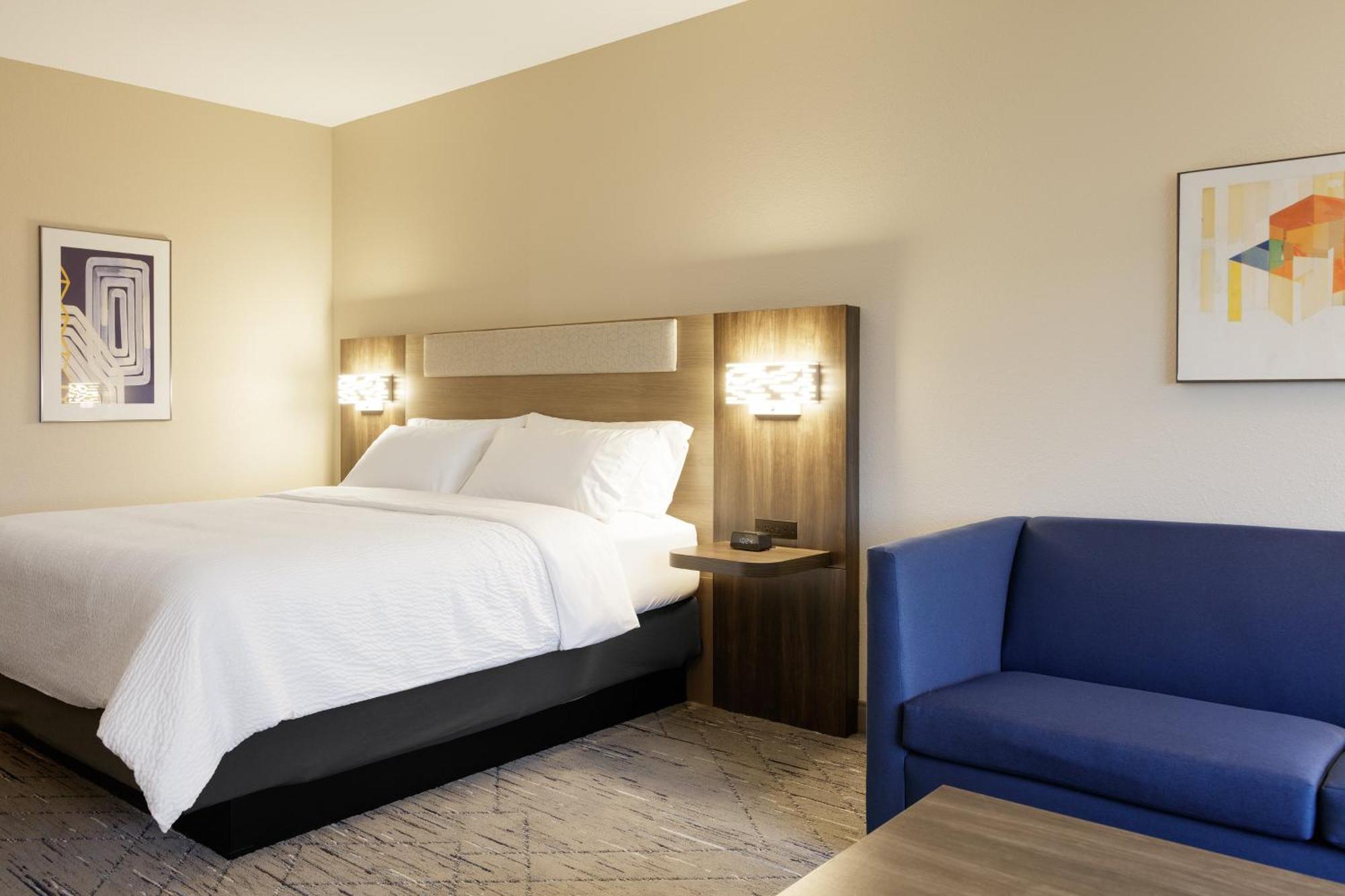 Holiday Inn Express & Suites Leesburg - Historic District By Ihg Bagian luar foto