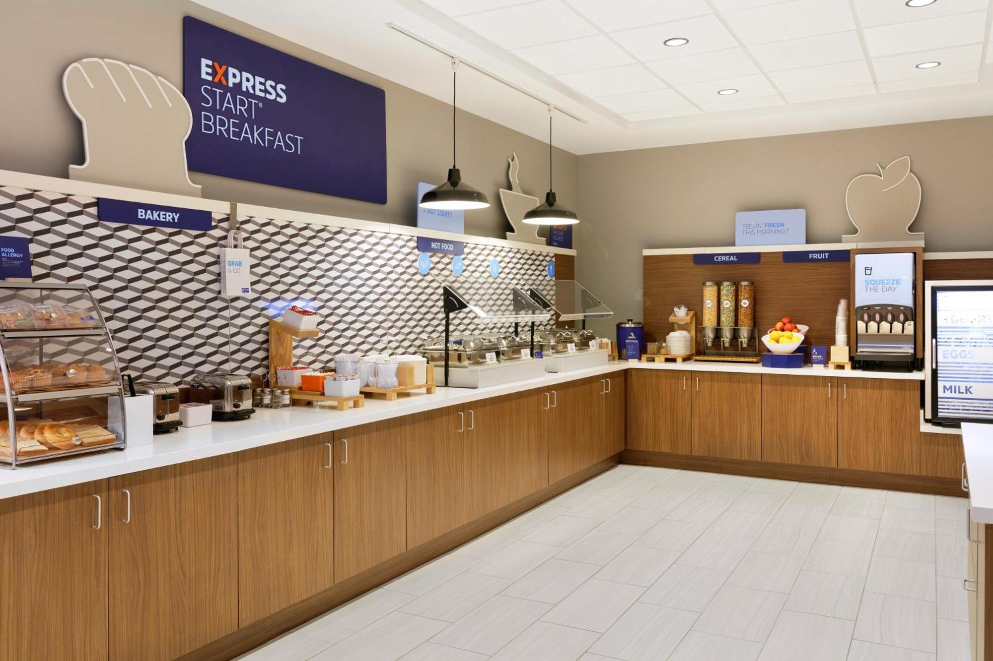 Holiday Inn Express & Suites Leesburg - Historic District By Ihg Bagian luar foto